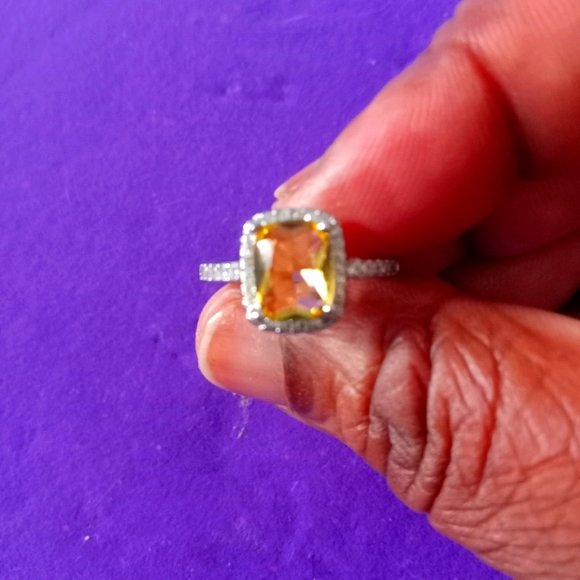 imported Jewelry - Yellow solitaire w cz accents